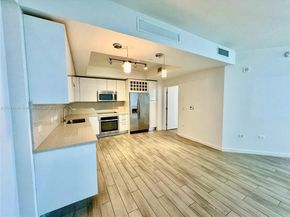 999 SW 1st Ave 2801, Miami FL 33130