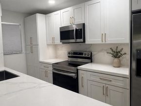 200 High Point Ct E D, Delray Beach FL 33445