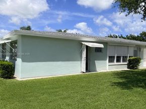 200 High Point Ct E D, Delray Beach FL 33445