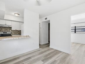 1542 NW 35th St, Miami FL 33142