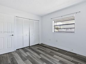 1542 NW 35th St, Miami FL 33142