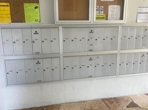 5171 W Oakland Park Blvd 203, Lauderdale Lakes FL 33313