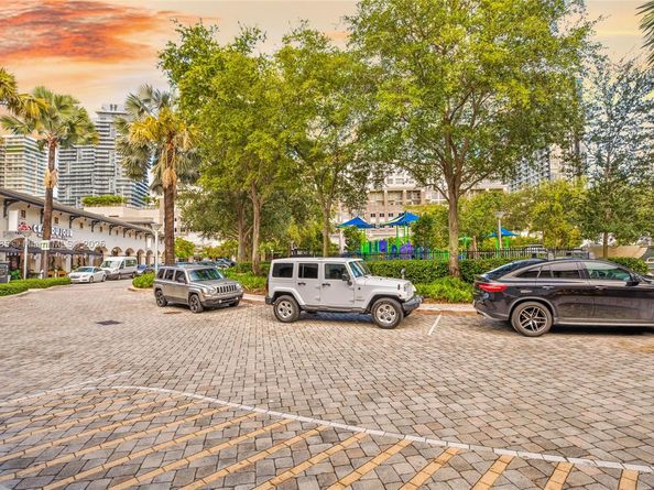 3250 NE 1st Ave 605, Miami FL 33137