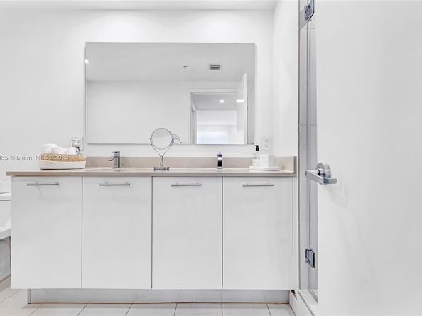 3250 NE 1st Ave 605, Miami FL 33137