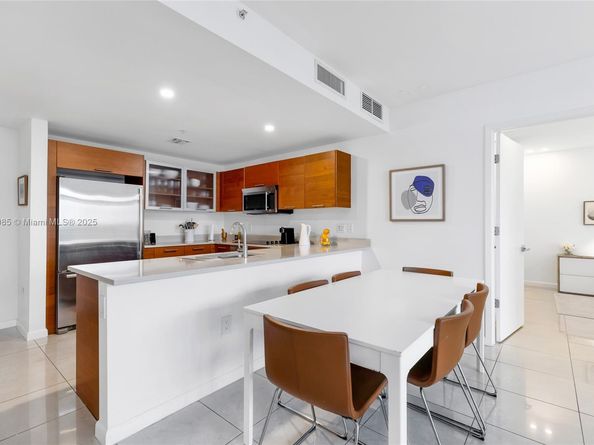 3250 NE 1st Ave 605, Miami FL 33137