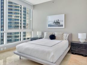 100 S Pointe Dr 2208, Miami Beach FL 33139