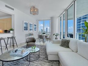 100 S Pointe Dr 2208, Miami Beach FL 33139