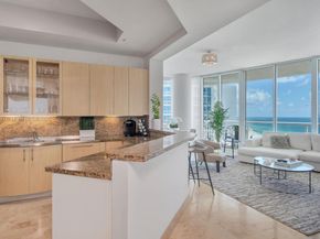 100 S Pointe Dr 2208, Miami Beach FL 33139
