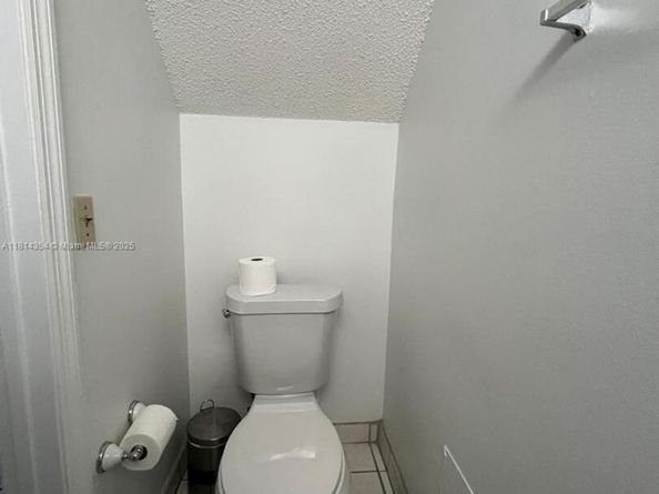 14901 SW 82nd Ter 1207, Miami FL 33193