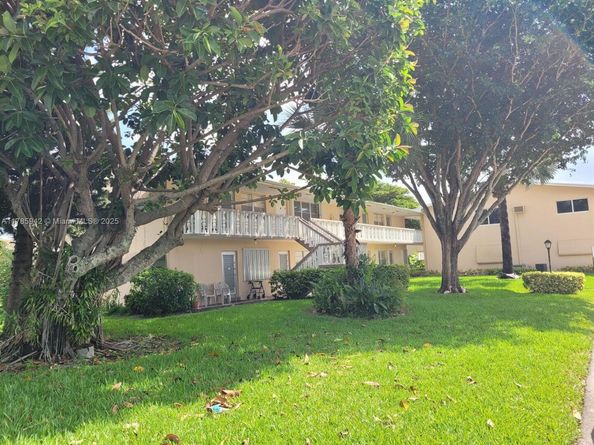 14 Salisbury A 14, West Palm Beach FL 33417