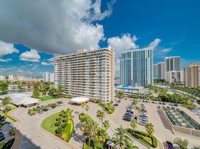 1985 S Ocean Dr 15A, Hallandale Beach FL 33009