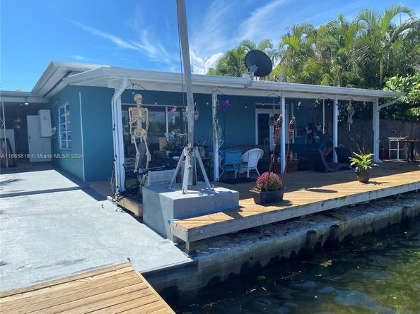 807 86th St, Miami Beach FL 33141