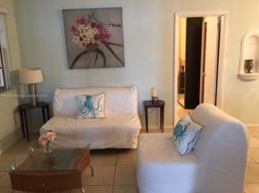 807 86th St, Miami Beach FL 33141