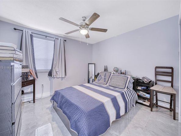 1101 SW 122nd Ave 315, Miami FL 33184