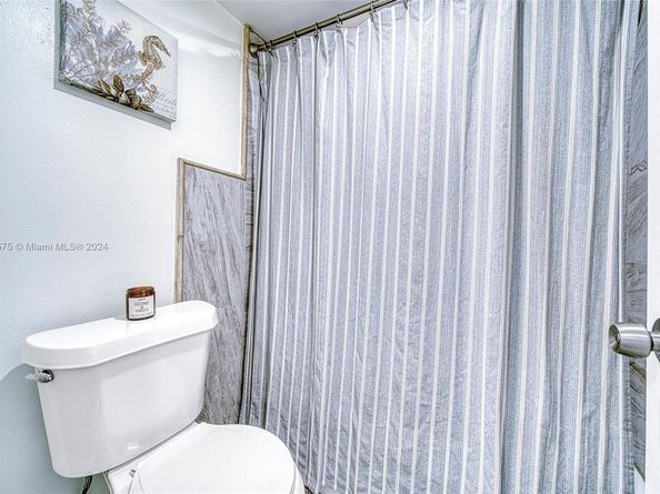 1101 SW 122nd Ave 315, Miami FL 33184