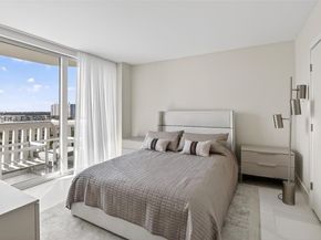 1000 W Island Blvd 1009, Aventura FL 33160