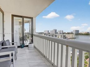 1000 W Island Blvd 1009, Aventura FL 33160