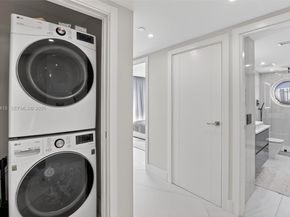 1000 W Island Blvd 1009, Aventura FL 33160