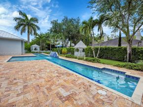 6129 SW 74th Ct, Miami FL 33143