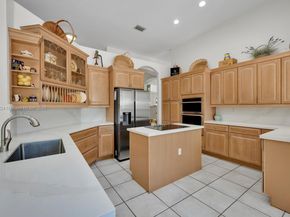 6129 SW 74th Ct, Miami FL 33143