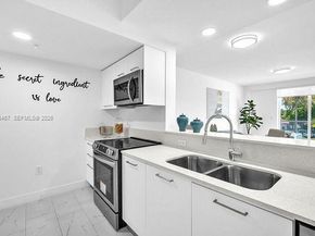 1850 monroe 301, Hollywood FL 33020