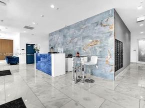 1850 monroe 301, Hollywood FL 33020