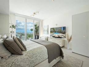 3470 E Coast Ave PH102, Miami FL 33137