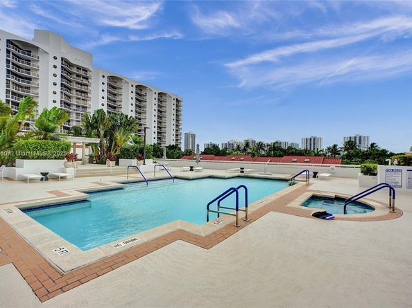 3598 Yacht Club Dr 1101, Aventura FL 33180