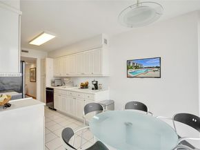3598 Yacht Club Dr 1101, Aventura FL 33180