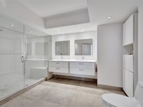 3598 Yacht Club Dr 1101, Aventura FL 33180