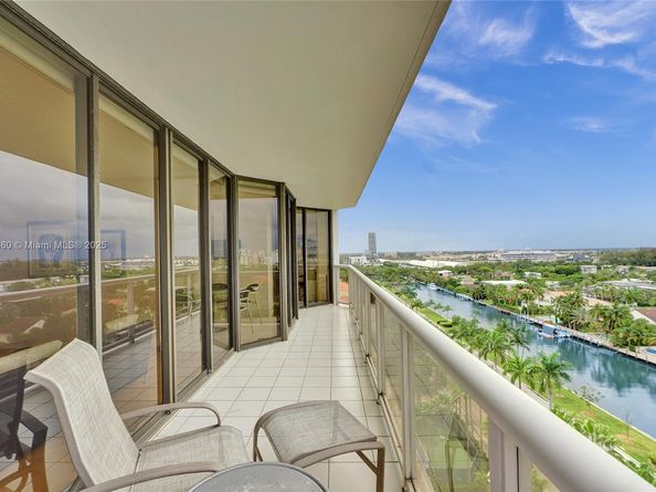 3598 Yacht Club Dr 1101, Aventura FL 33180