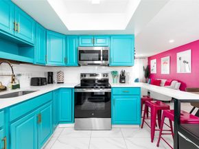 329 SE 12th Ave, Pompano Beach FL 33060