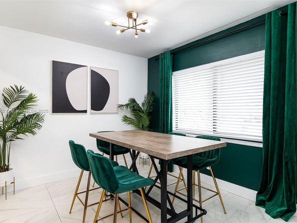 329 SE 12th Ave, Pompano Beach FL 33060