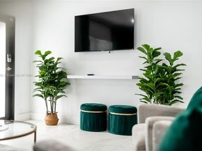 329 SE 12th Ave, Pompano Beach FL 33060