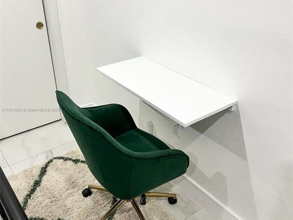 329 SE 12th Ave, Pompano Beach FL 33060