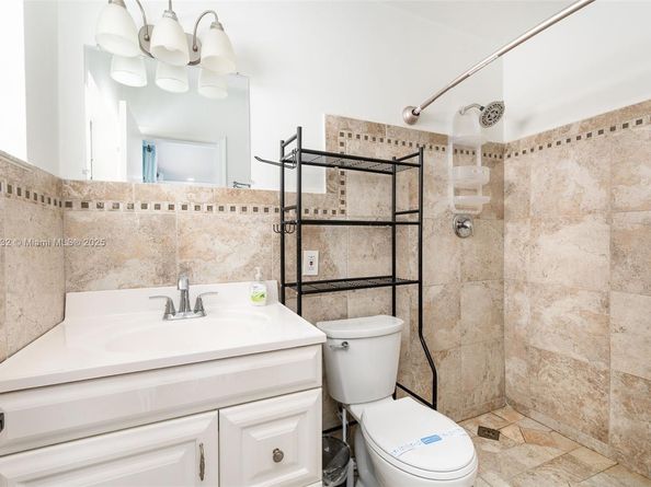 329 SE 12th Ave, Pompano Beach FL 33060