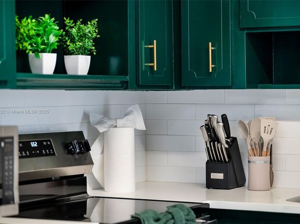 329 SE 12th Ave, Pompano Beach FL 33060