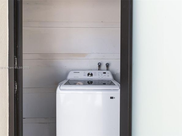 329 SE 12th Ave, Pompano Beach FL 33060