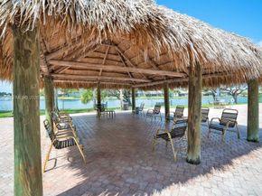 1100 Colony Point Cir 518, Pembroke Pines FL 33026