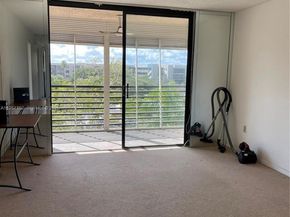 1100 Colony Point Cir 518, Pembroke Pines FL 33026