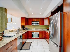 520 Brickell Key Dr A619, Miami FL 33131