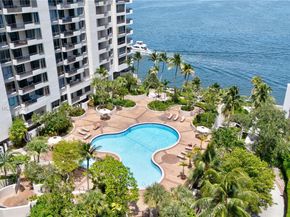 520 Brickell Key Dr A619, Miami FL 33131