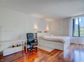 520 Brickell Key Dr A619, Miami FL 33131