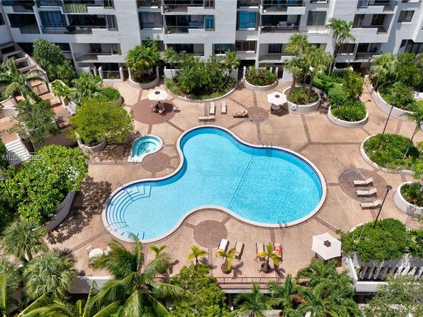 520 Brickell Key Dr A619, Miami FL 33131
