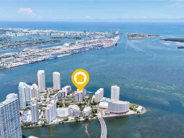 520 Brickell Key Dr A619, Miami FL 33131