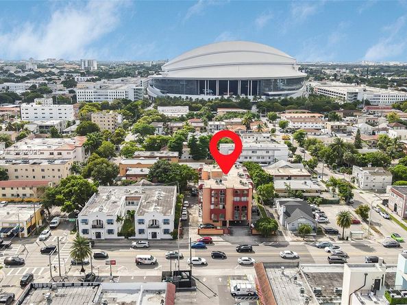 420 NW 12th Ave 41, Miami FL 33128