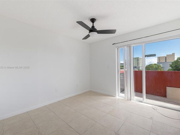 420 NW 12th Ave 41, Miami FL 33128
