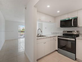 420 NW 12th Ave 41, Miami FL 33128