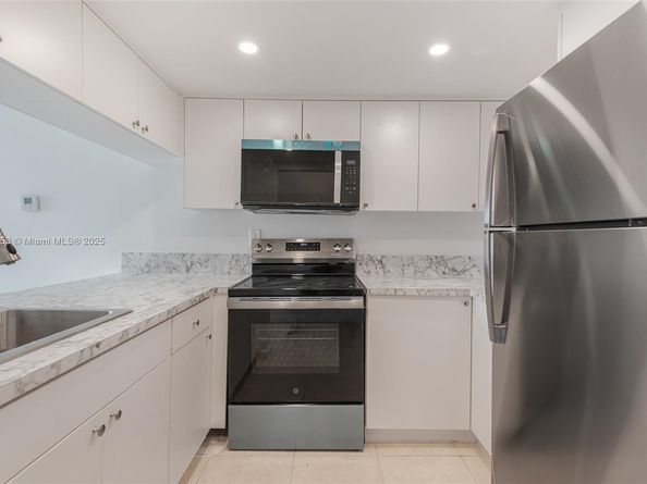 420 NW 12th Ave 41, Miami FL 33128