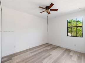 13012 N Riverwalk Cir N, Plantation FL 33325